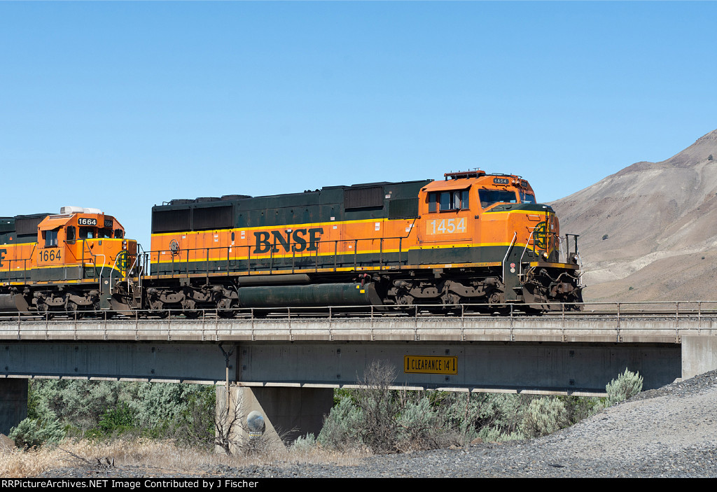 BNSF 1454